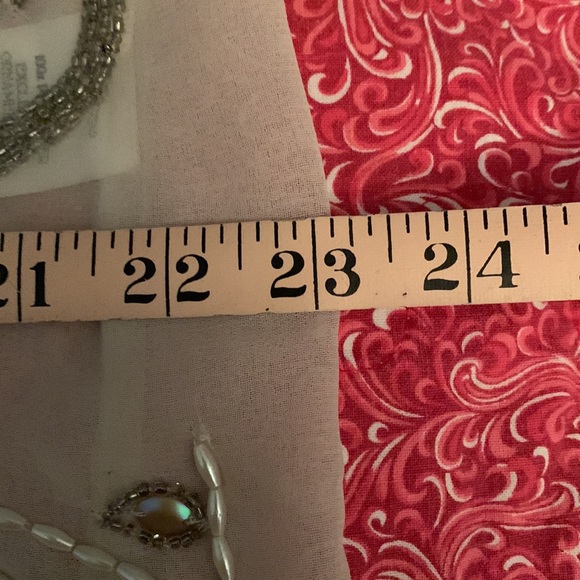 Women’s Tank Top with Bead Detailing - Picture 13 of 13